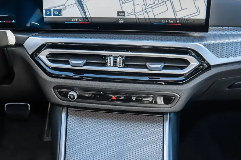 BMW 330 din 2024 cu 15.630 km - oferta BMW154951 - foto 15