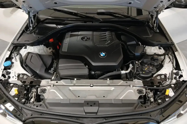 BMW 330 din 2024 cu 35.092 km - oferta BMW154956 - foto 15