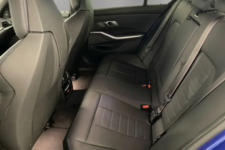 BMW 330 din 2024 cu 21.995 km - oferta BMW154957 - foto 11