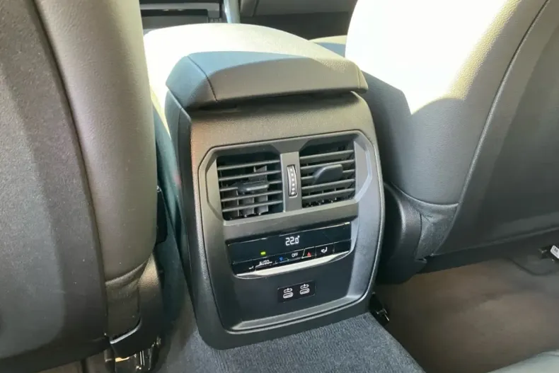 BMW 330 din 2024 cu 83.800 km - oferta BMW154958 - foto 15