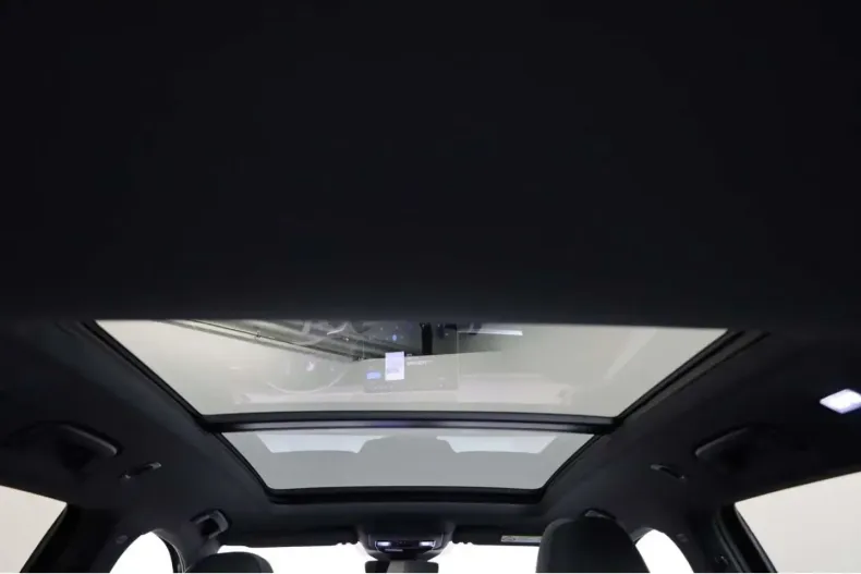 Volkswagen Passat din 2024 cu 14.300 km - oferta VOL154964 - foto 20