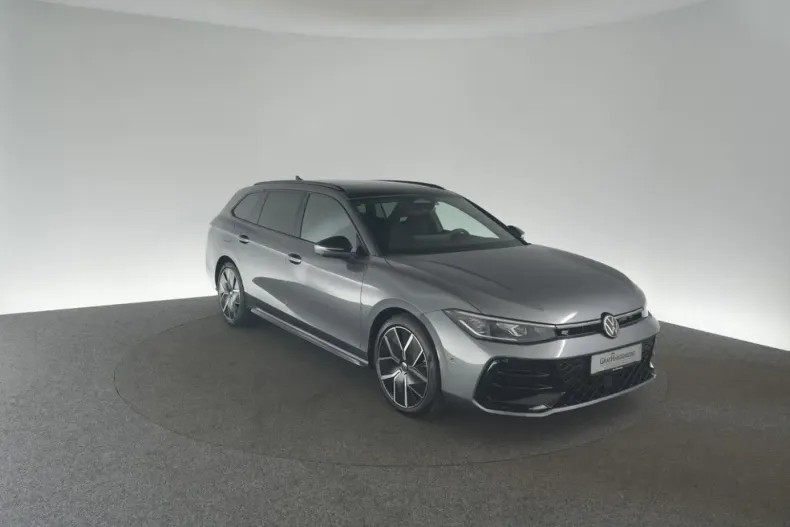 Volkswagen Passat din 2024 cu 16.900 km - oferta VOL154965 - foto 7