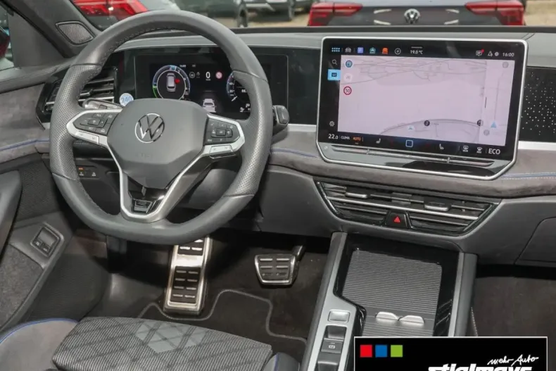 Volkswagen Passat din 2024 cu 7.345 km - oferta VOL154966 - foto 7