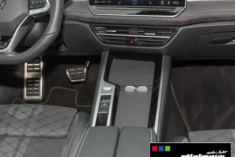 Volkswagen Passat din 2024 cu 7.345 km - oferta VOL154966 - foto 12