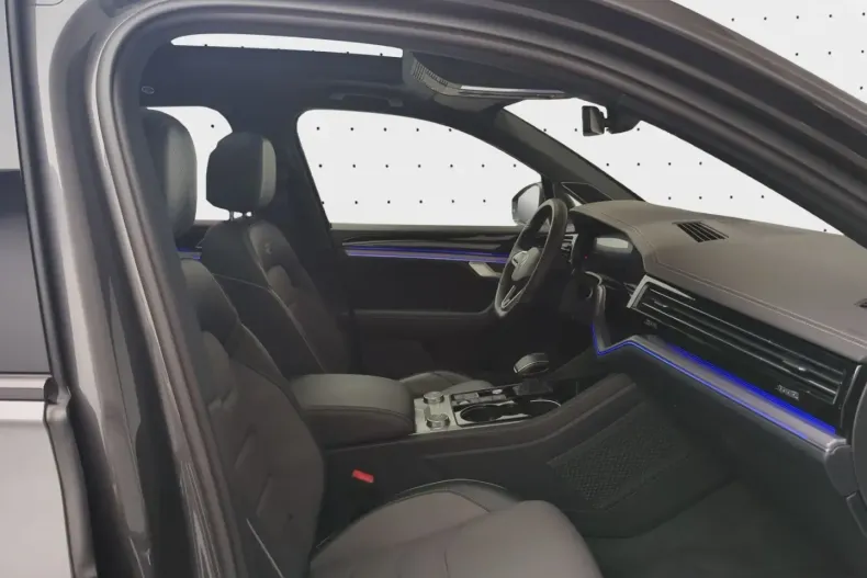 Volkswagen Touareg din 2023 cu 52.700 km - oferta VOL154980 - foto 6