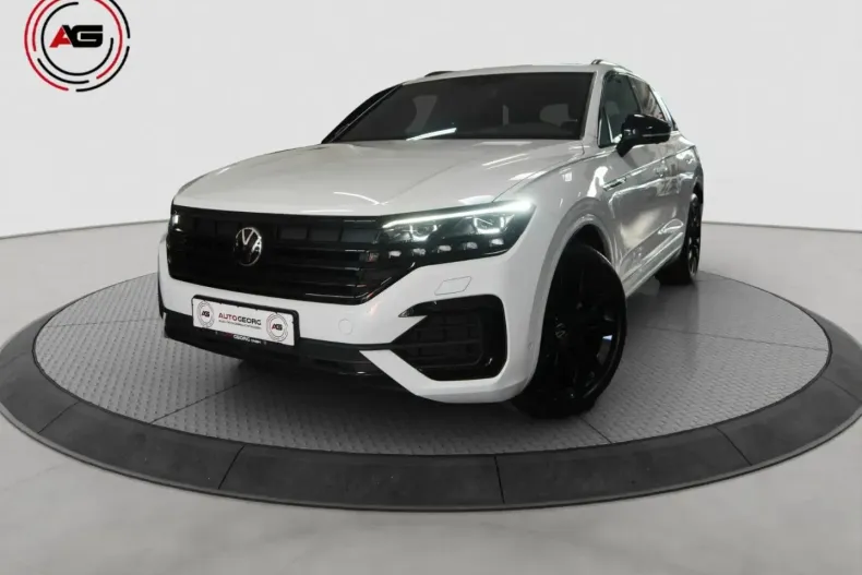 Volkswagen Touareg din 2023 cu 51.053 km - oferta VOL154981 - foto 1