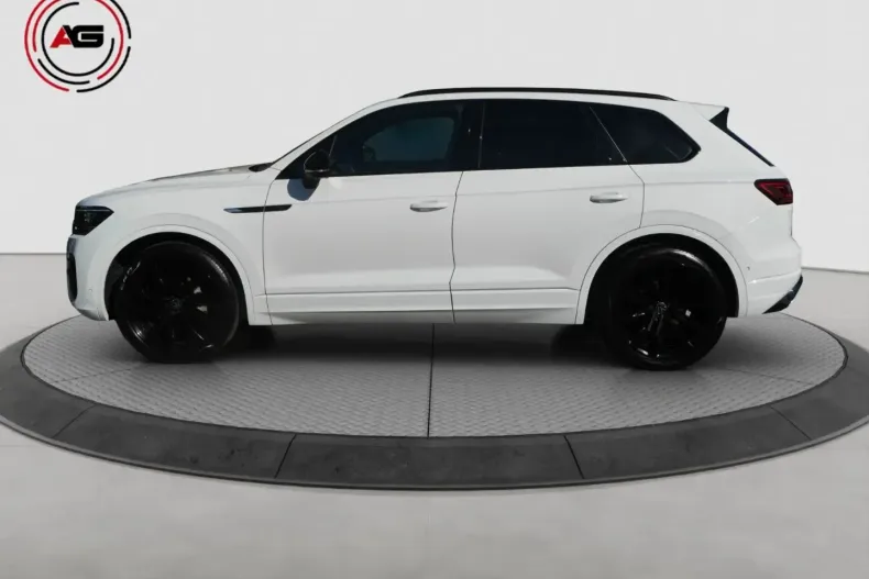 Volkswagen Touareg din 2023 cu 51.053 km - oferta VOL154981 - foto 7