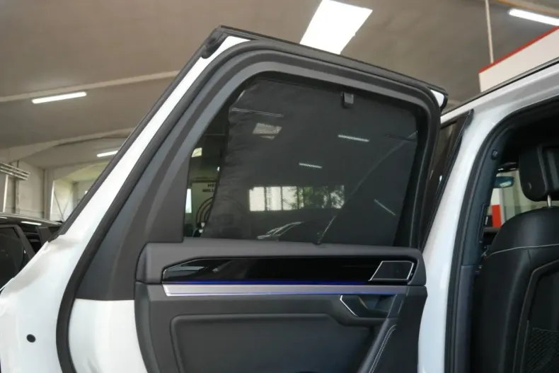 Volkswagen Touareg din 2023 cu 51.053 km - oferta VOL154981 - foto 29