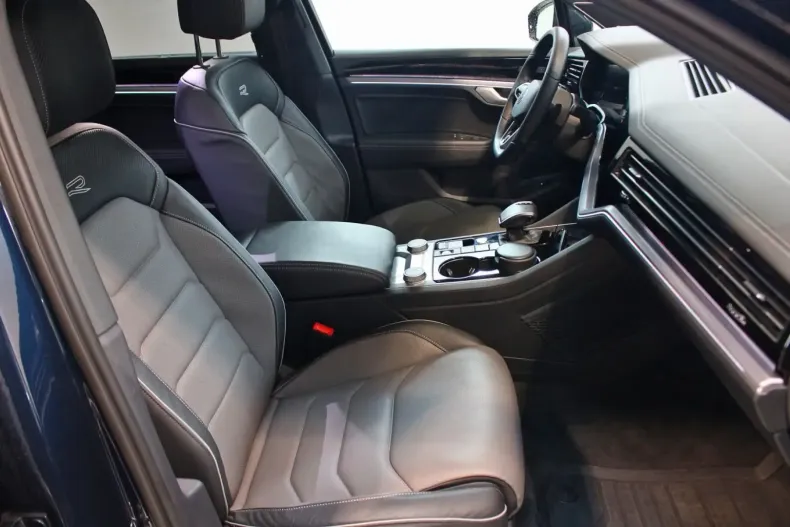 Volkswagen Touareg din 2023 cu 60.868 km - oferta VOL154983 - foto 7