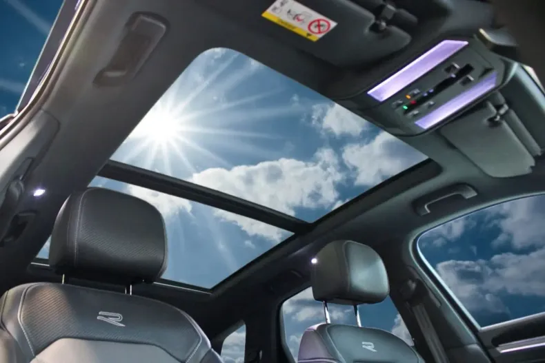 Volkswagen Touareg din 2023 cu 60.868 km - oferta VOL154983 - foto 9