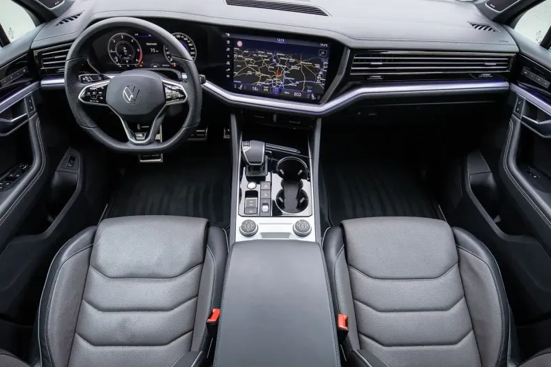 Volkswagen Touareg din 2023 cu 66.000 km - oferta VOL154984 - foto 13