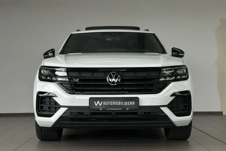 Volkswagen Touareg din 2023 cu 69.640 km - oferta VOL154985 - foto 2