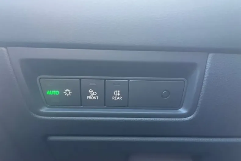 Volkswagen Touareg din 2023 cu 67.700 km - oferta VOL154987 - foto 18