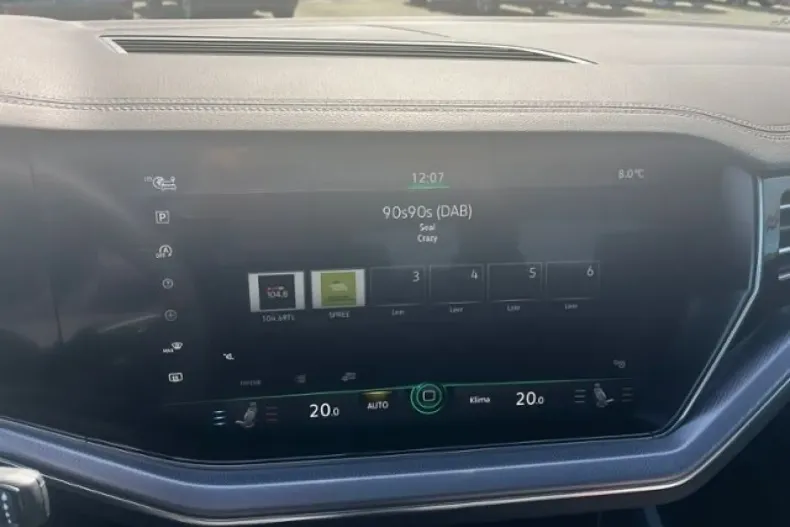 Volkswagen Touareg din 2023 cu 67.700 km - oferta VOL154987 - foto 19