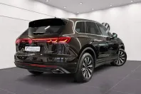 Volkswagen Touareg din 2024 cu 33.835 km - oferta VOL154988 - foto 6