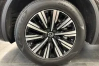 Volkswagen Touareg din 2024 cu 33.835 km - oferta VOL154988 - foto 8