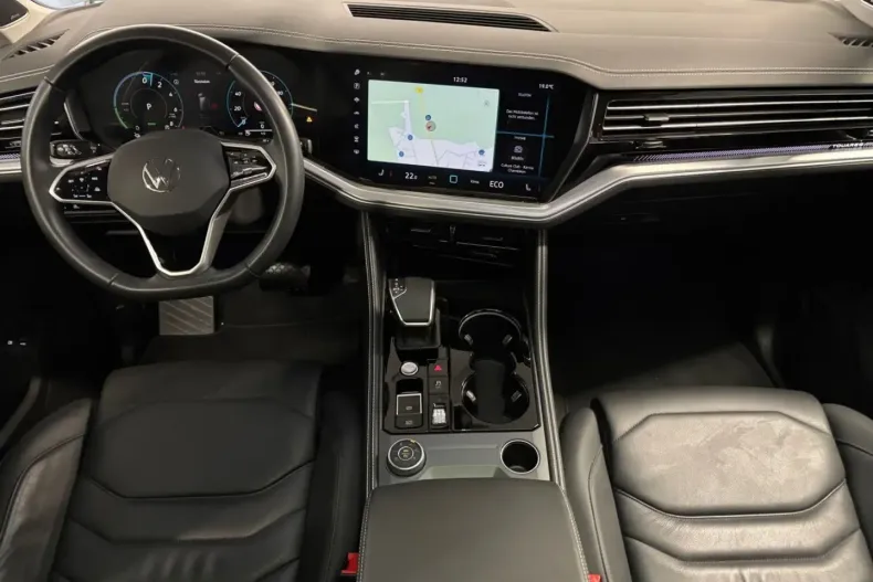 Volkswagen Touareg din 2024 cu 33.835 km - oferta VOL154988 - foto 13