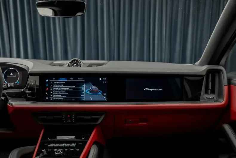 Porsche Cayenne din 2025 cu 0 km - oferta POR154997 - foto 17