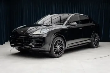Porsche Cayenne din 2025 - oferta POR154999