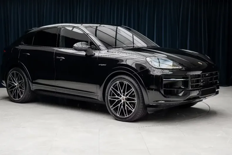 Porsche Cayenne din 2025 cu 0 km - oferta POR154999 - foto 2