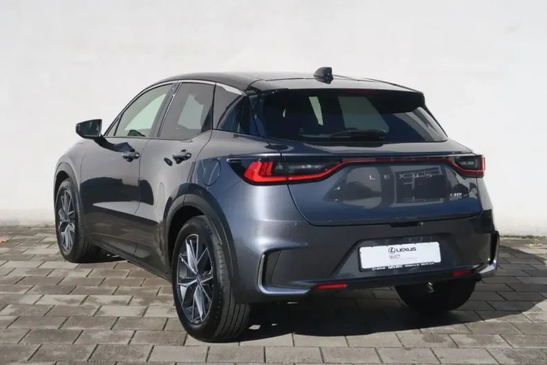 Lexus LBX din 2024 cu 10.490 km - oferta LEX155004 - foto 4