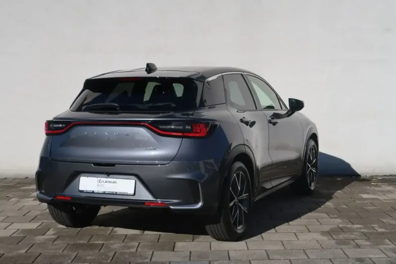Lexus LBX din 2024 cu 10.490 km - oferta LEX155004 - foto 5