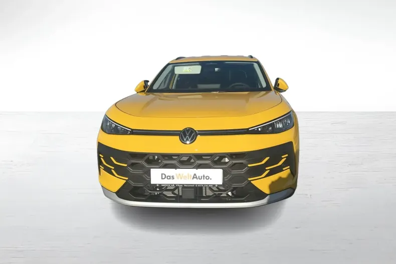 Volkswagen T-Roc din 2025 cu 758 km - oferta VOL155011 - foto 2