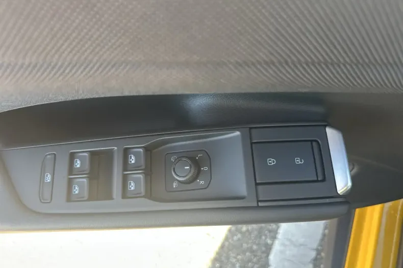 Volkswagen T-Roc din 2025 cu 758 km - oferta VOL155011 - foto 14