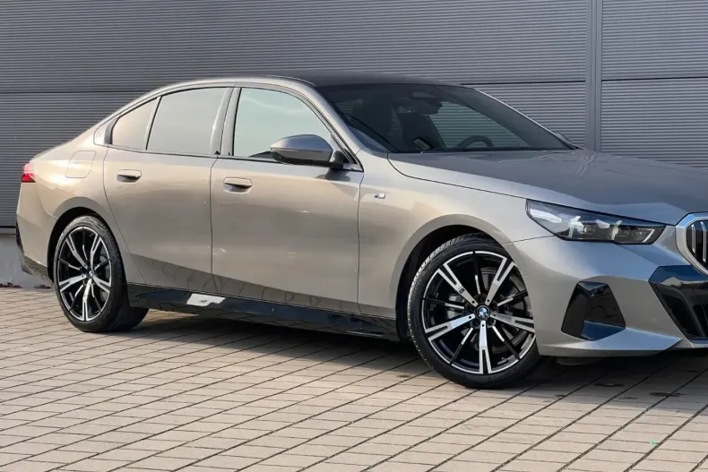 BMW 520 din 2024 cu 17.279 km - oferta BMW155012 - foto 3