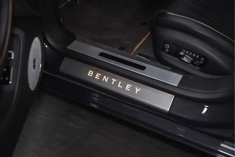 Bentley Flying Spur din 2023 cu 22.000 km - oferta BEN155013 - foto 23