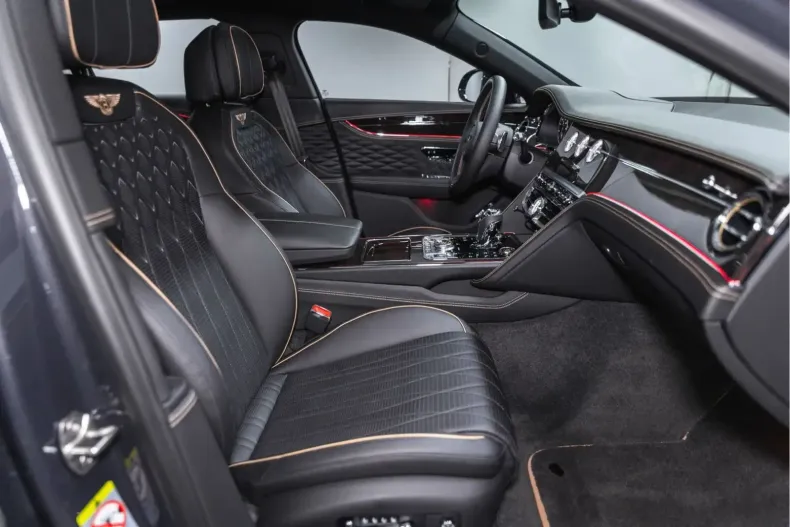 Bentley Flying Spur din 2023 cu 22.000 km - oferta BEN155013 - foto 38