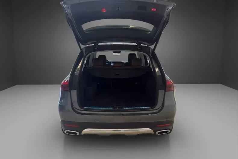 Mercedes-Benz GLE 400 din 2024 cu 6.850 km - oferta MER155018 - foto 10