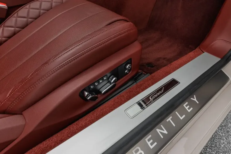 Bentley Continental GTC din 2023 cu 6.100 km - oferta BEN155025 - foto 25