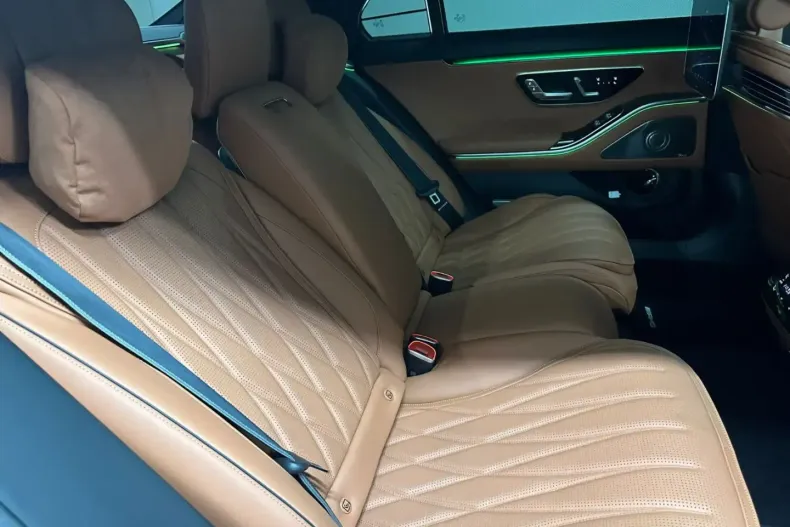 Mercedes-Benz S 63 AMG din 2024 cu 19.700 km - oferta MER155036 - foto 23