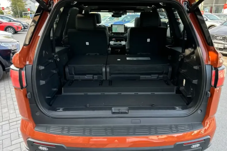 Toyota Sequoia din 2024 cu 1.000 km - oferta TOY155037 - foto 3