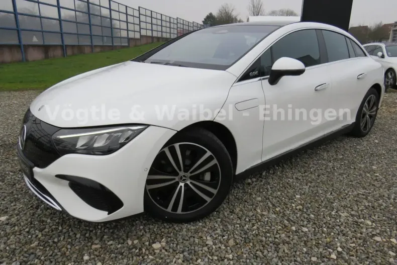 Mercedes-Benz EQE din 2022 cu 46.500 km - oferta MER155042 - foto 1