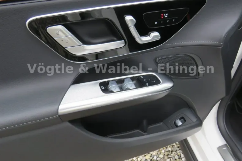 Mercedes-Benz EQE din 2022 cu 46.500 km - oferta MER155042 - foto 9