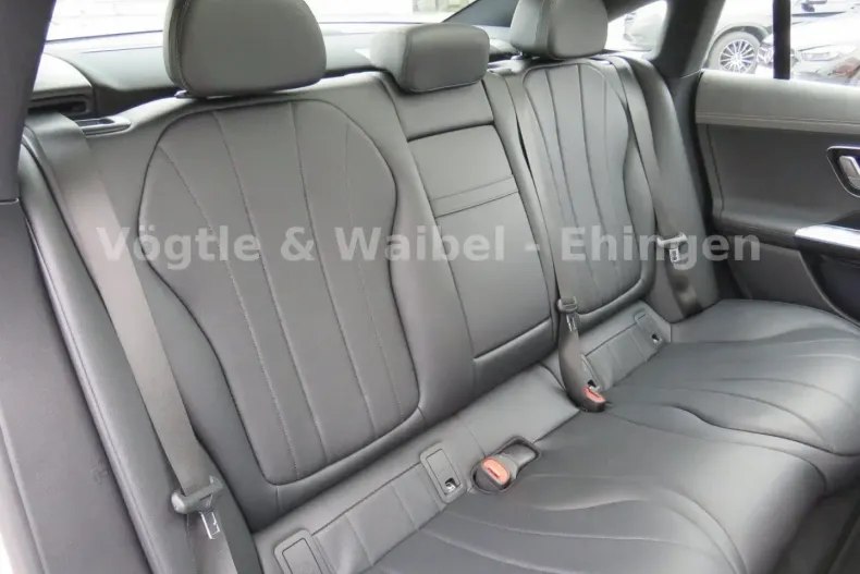 Mercedes-Benz EQE din 2022 cu 46.500 km - oferta MER155042 - foto 12