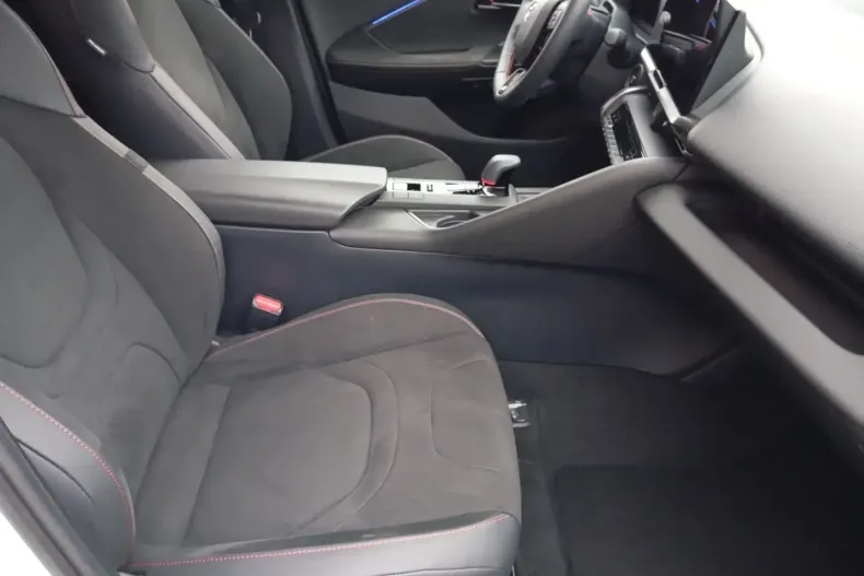 Toyota C-HR din 2024 cu 13.296 km - oferta TOY155057 - foto 2