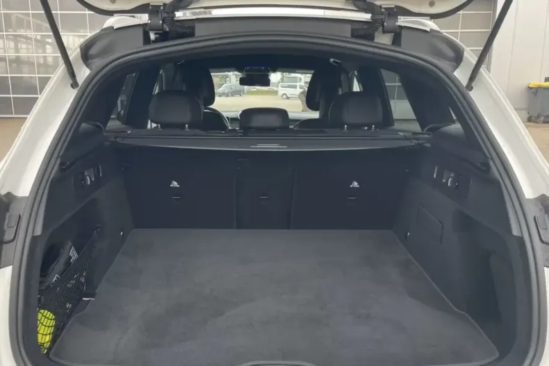 Mercedes-Benz GLC 200 din 2024 cu 17.994 km - oferta MER155059 - foto 8