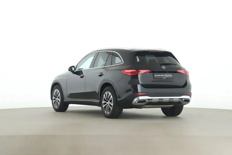 Mercedes-Benz GLC 200 din 2024 cu 4.965 km - oferta MER155063 - foto 3