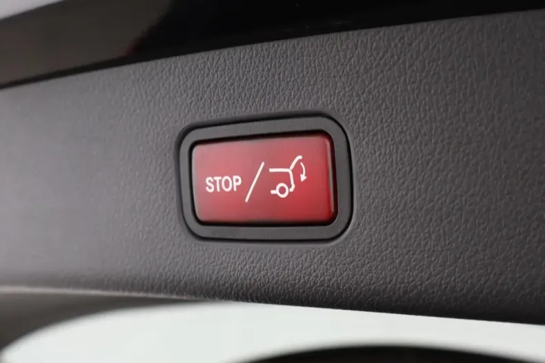 Mercedes-Benz GLC 200 din 2024 cu 4.965 km - oferta MER155063 - foto 20