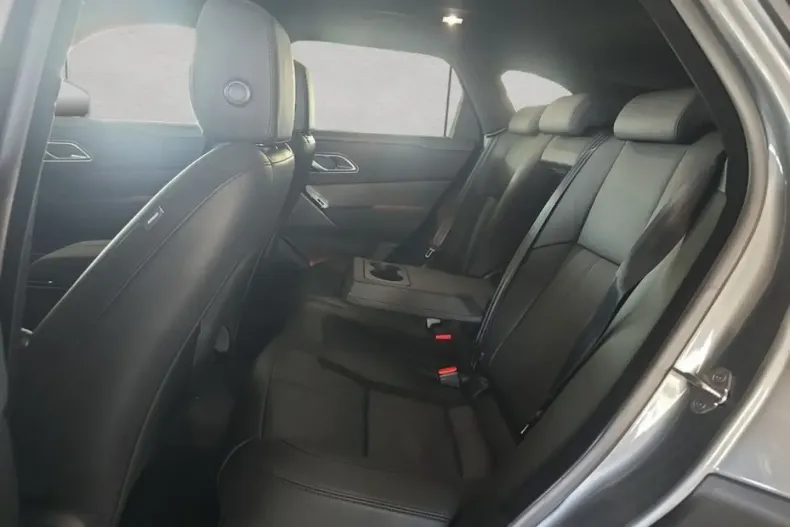 Land Rover Range Rover Velar din 2024 cu 10.343 km - oferta LAN155064 - foto 14