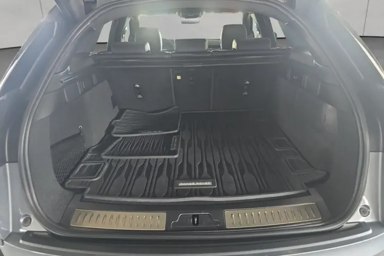 Land Rover Range Rover Velar din 2024 cu 10.343 km - oferta LAN155064 - foto 19