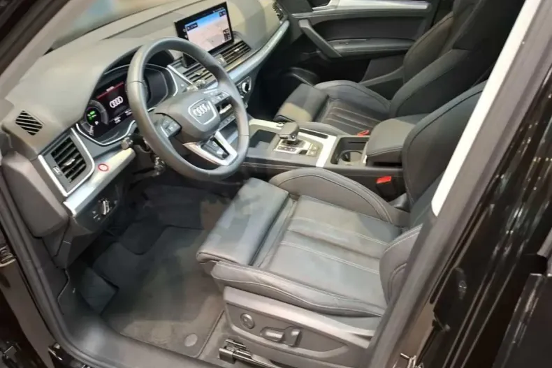 Audi Q5 din 2024 cu 8.680 km - oferta AUD155066 - foto 9