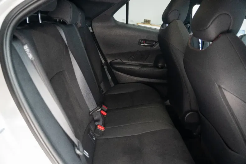 Toyota C-HR din 2024 cu 15.000 km - oferta TOY155068 - foto 16