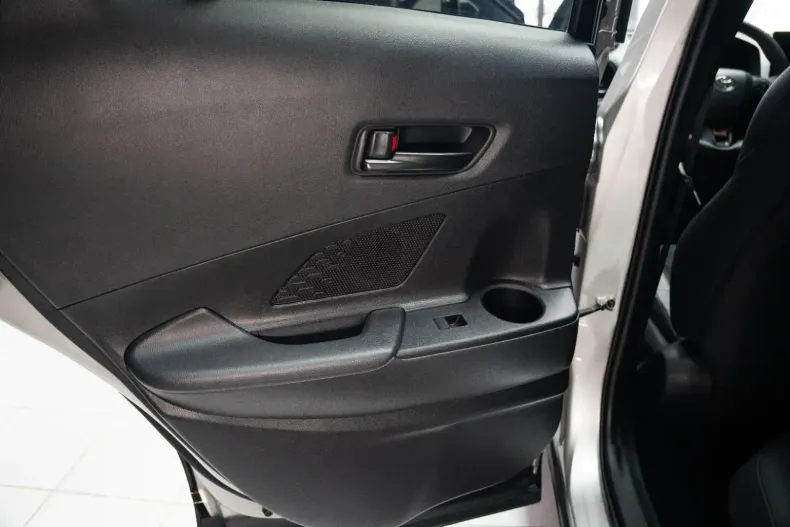 Toyota C-HR din 2024 cu 15.000 km - oferta TOY155068 - foto 18