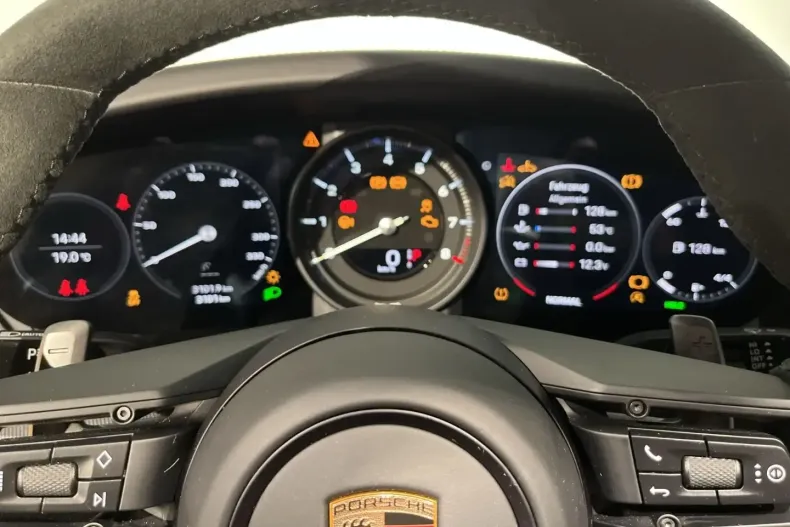 Porsche 992 din 2024 cu 3.150 km - oferta POR155069 - foto 13