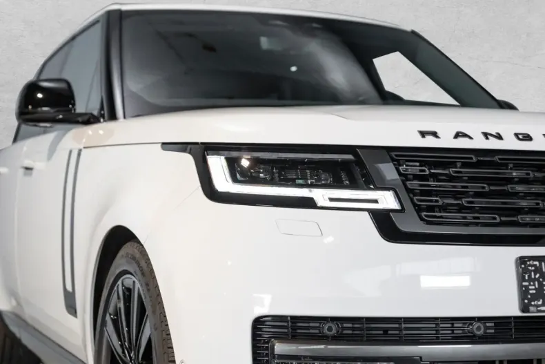 Land Rover Range Rover din 2024 cu 13.512 km - oferta LAN155075 - foto 4