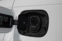 Land Rover Range Rover din 2024 cu 13.512 km - oferta LAN155075 - foto 38